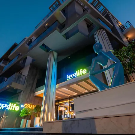 izzzi life Mint Holiday Home Apartments-3