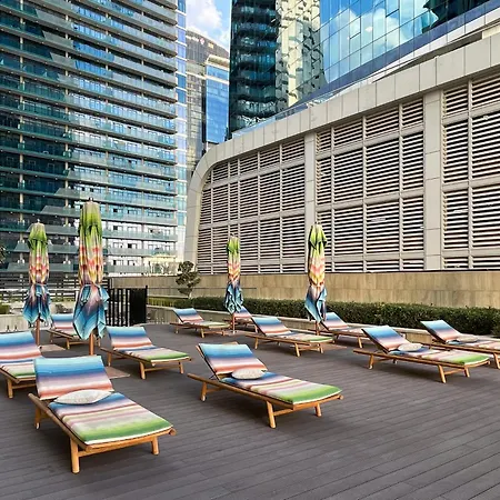 Simply Comfort Vacation Homes Rental In Missoni Top Floor With Sea, Canal And Burj Khalifa Views-3