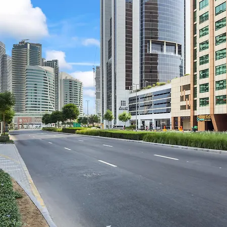 Burj Khalifa And Canal Views - Luxury Apartments For Rent In Dubai Business Bay-2