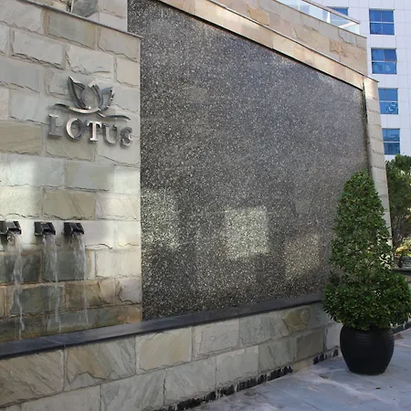 Signature Hotel Apartments And Spa-3