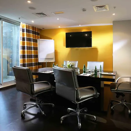 Ramada By Wyndham Downtown Dubai-3