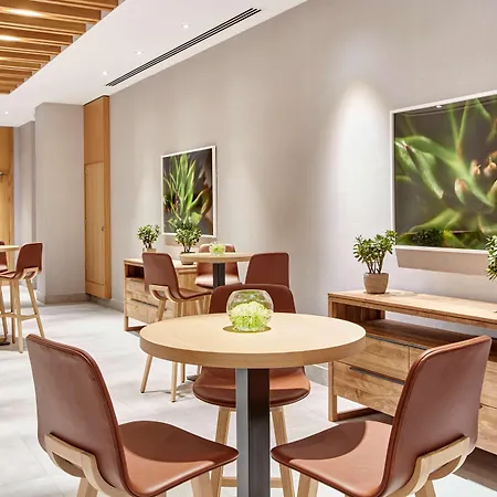 Hilton Garden Inn Dubai, Mall Avenue-3