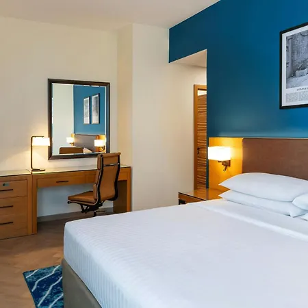 Four Points By Sheraton Bur Dubai-2