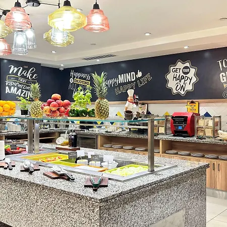 Hampton By Hilton Dubai Al Barsha-2