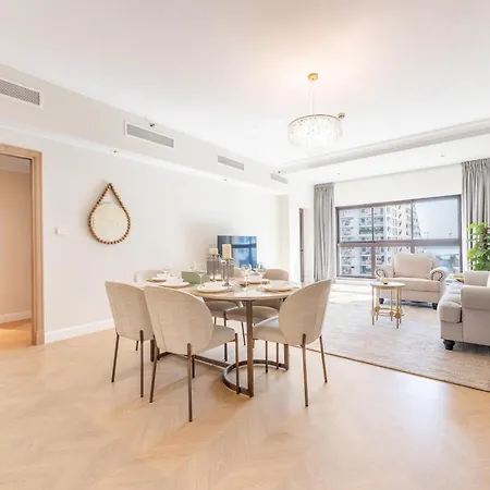 Ultra Luxury Palm - Beach Resorts Neighbourhood-3