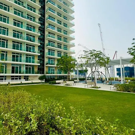 Marina Skyline View & Dubai Harbour Beachfront-2