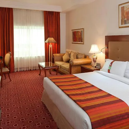 Sunday Hotel Holiday International Dubai-2