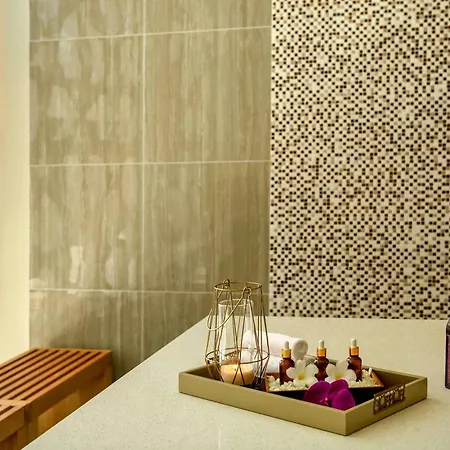 Grand Mercure Dubai City-2