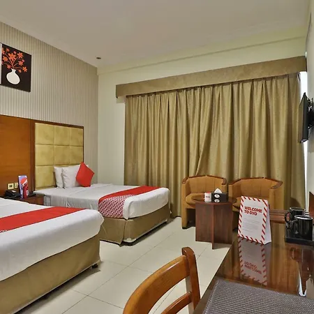 Oyo 101 Click Hotel-3