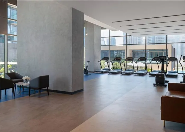 Desert Living Luxury Condo - Jumeirah Living Marina Gate