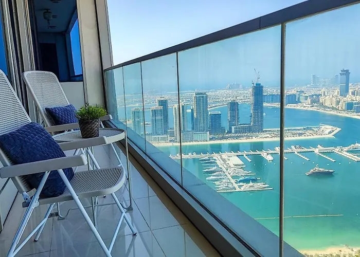 Exquisite, Luxe 1Bd Apartment, Unparalleled Sea Views, Prime Dubai Marina Location & Full Kitchen By "La Buena Vida Holiday Homes