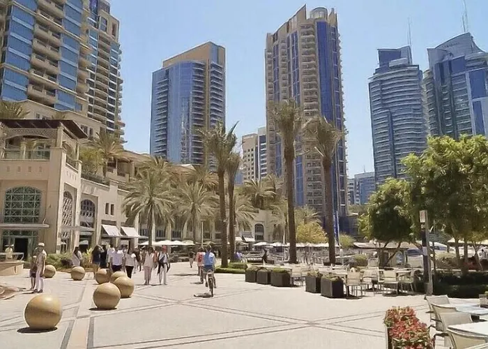 Luxury Apartments In Dubai Marina, Zjednoczone Emiraty Arabskie