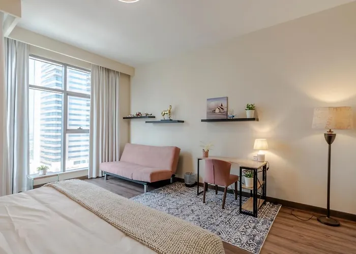 Beautiful Huge 2 Bed Room