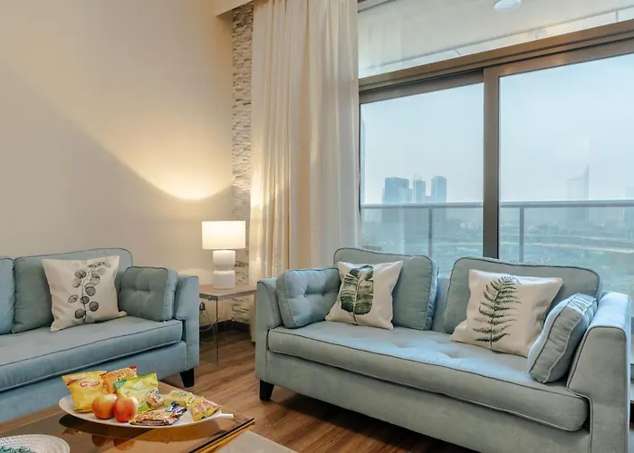 Beautiful Huge 2 Bed Room