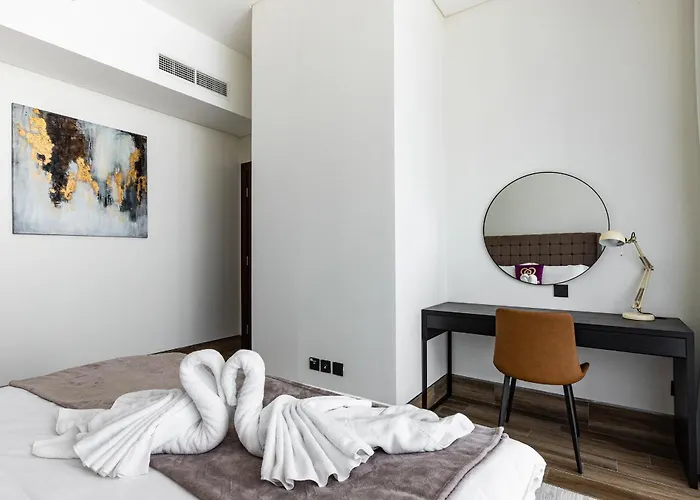 Simply Comfort Vacation Homes Rental Spacious Apts In J One Canal Views Quiet & Central