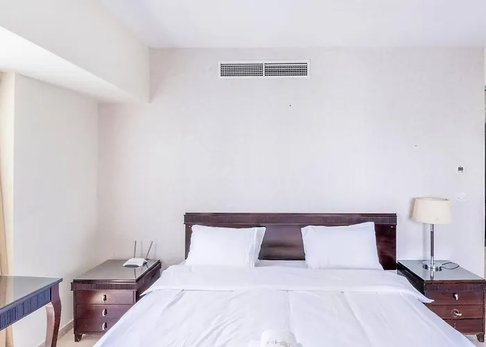 Private Room In Co-Living Apartment Dubai Marina, Vereinigte Arabische Emirate