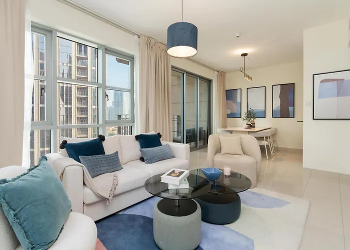 Burj Khalifa Views / 5 Min Walk From Dubai Mall / Dubai Opera / Upgraded / Designer Choice / 8 People / The Best Location