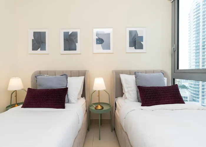 Burj Khalifa Views / 5 Min Walk From Dubai Mall / Dubai Opera / Upgraded / Designer Choice / 8 People / The Best Location, الإمارات العربية المتحدة