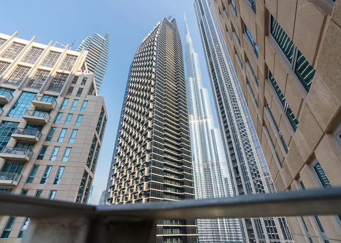 Burj Khalifa Views / 5 Min Walk From Dubai Mall / Dubai Opera / Upgraded / Designer Choice / 8 People / The Best Location