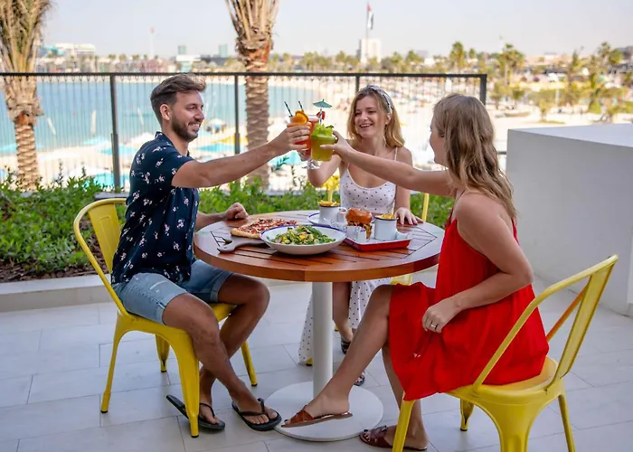 Rove La Mer Beach, Jumeirah Дубай, Об'єднані Арабські Емірати