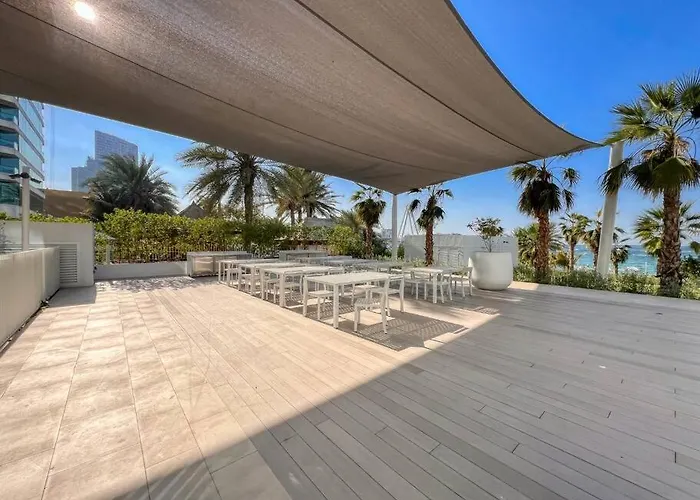 Fantastic And Rare 4Br+Maid'S In Jbr Walk