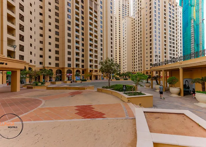 Lunar Cozy Hostel - Jbr