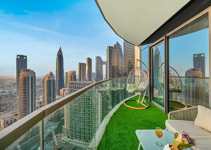 Skyline Serenity Holiday Home I Grandeur 2 Bedroom Apartments I Burj Khalifa & Fountain Views I Free Parking, Gym, Pool & Wi-Fi Dubai, United Arab Emirates