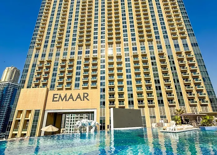 Luxury Apartments - Stunning Marina View - 5-Star Hotel Amenities
