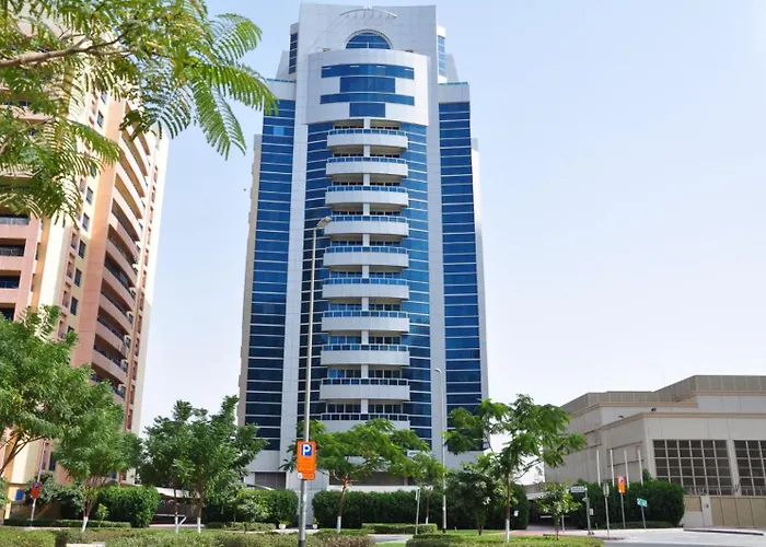 Spacious Modernized 2 Bedroom Apartments By Taskeen Holiday Homes