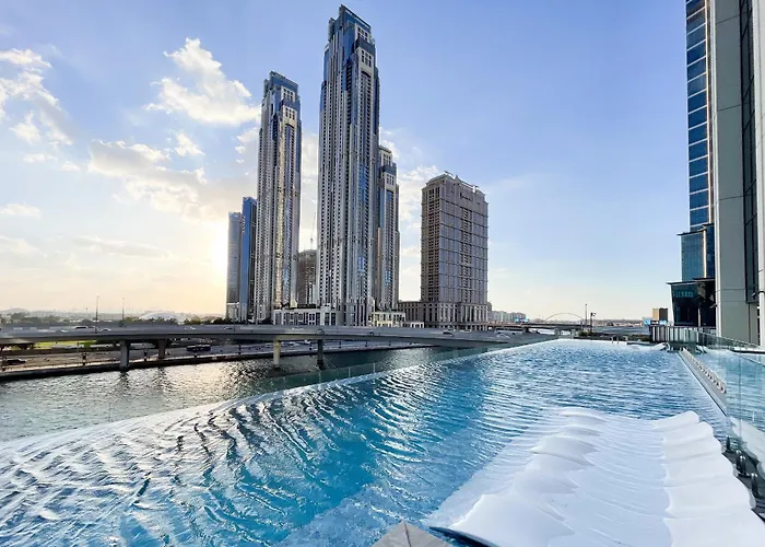 Simply Comfort Vacation Homes Rental In Missoni Top Floor With Sea, Canal And Burj Khalifa Views