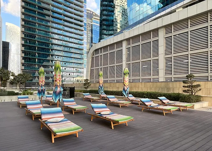 Simply Comfort Vacation Homes Rental In Missoni Top Floor With Sea, Canal And Burj Khalifa Views