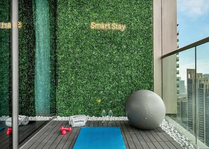 Smartstay At Grande Signature - Downtown Dubai City Views - Brand New Luxury Apartments