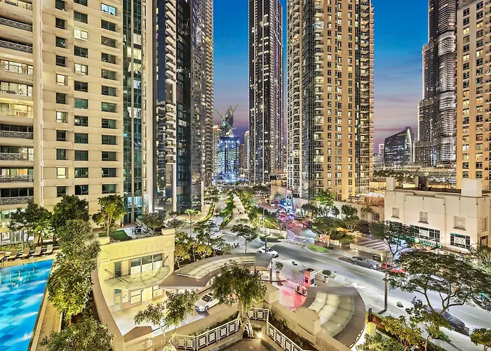 2Br Burj View With Balcony, Pool, Gym & Walk To Dubai Mall