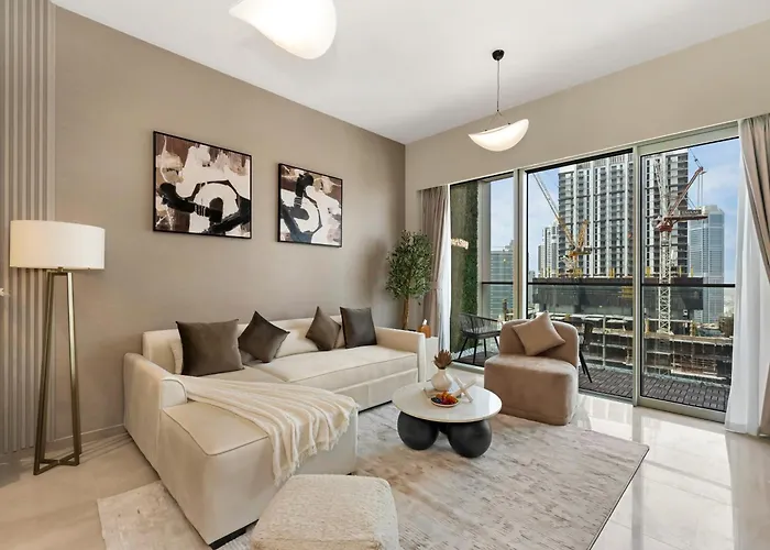 Smartstay At Grande Signature - Downtown Dubai City Views - Brand New Luxury Apartments