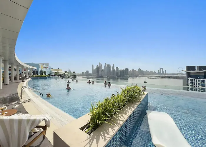 Seven Palm s - Infinity Pool & Direct Beach Access