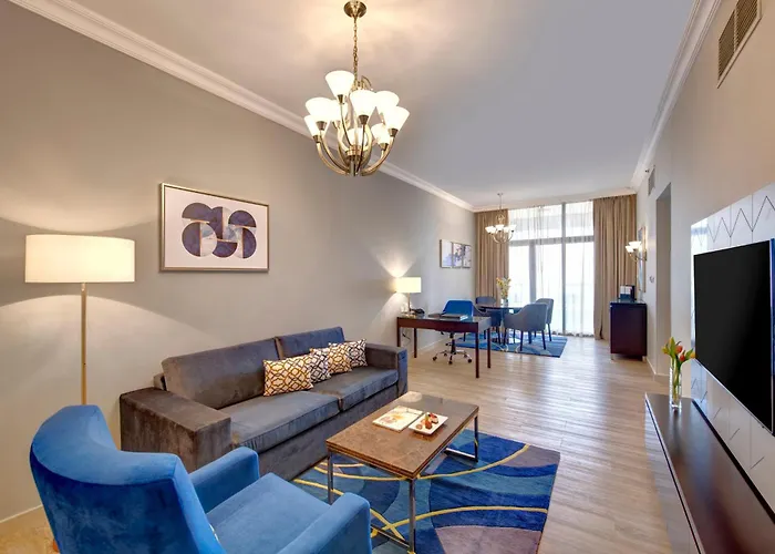 Two Seasons Hotel & Apartments Dubaj, Spojené arabské emiráty
