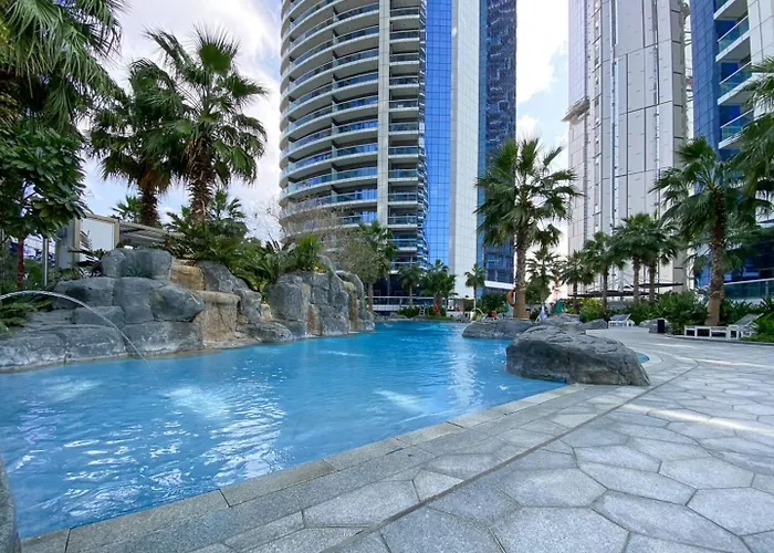 Paramount Towers - Elegant Home