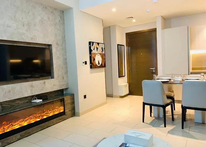 Stay By Latinem Luxury 2Br Holiday Home Cv B2513 Near Burj Khalifa