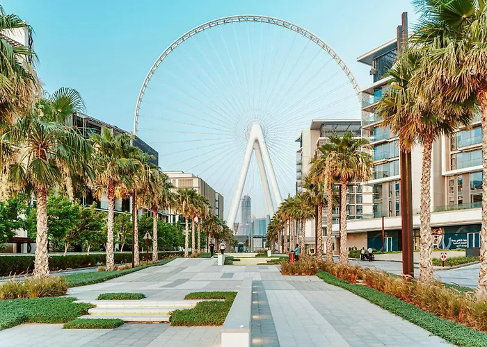 Tratoli Jbr Shared Hostel With Sea View
