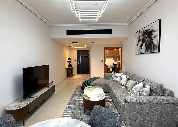 Trinity Holiday Homes - Sheikh Zayed Road Right Next To Financial Center Metro Station Exit 1