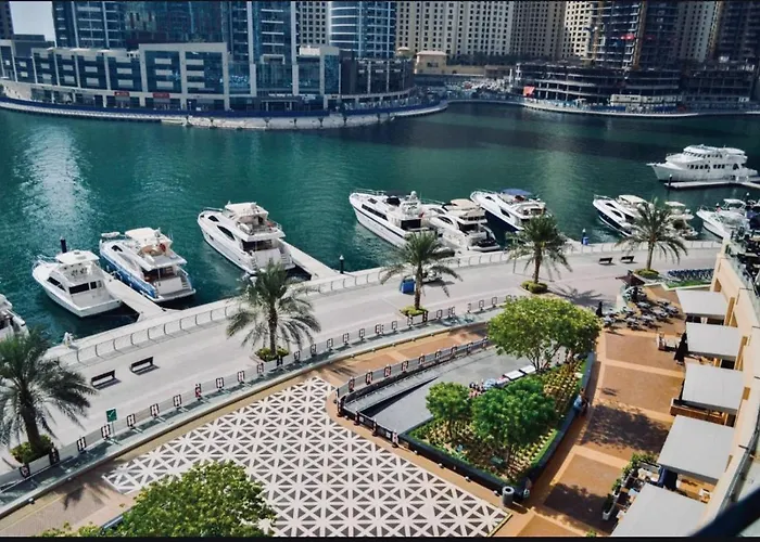 Dubai Marina Larivera