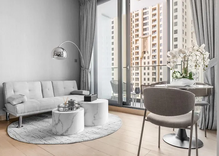 Ultra Luxury Dubai Marina I Liv Residence