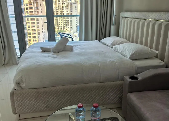 7 Palm Jumeirah Dubai, United Arab Emirates