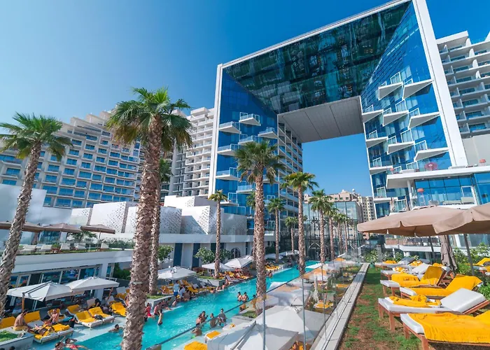 Eden'S Homes & Villas - Five Palm Residences