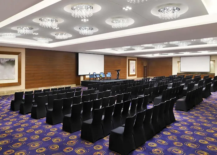 Moevenpick Hotel Jumeirah Beach Dubai, Emirados Árabes Unidos