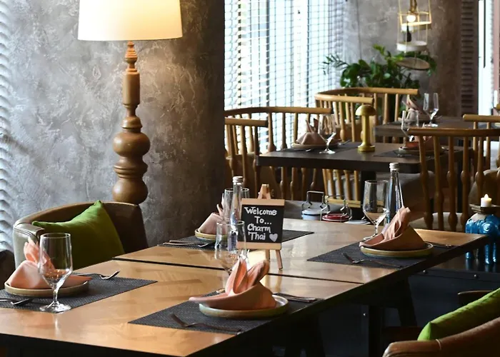 Crowne Plaza Marina By Ihg