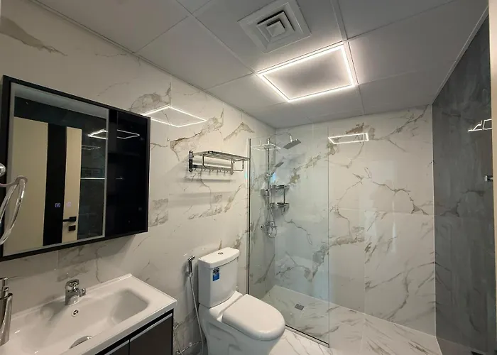 Spacious Modernized 2 Bedroom Apartments By Taskeen Holiday Homes