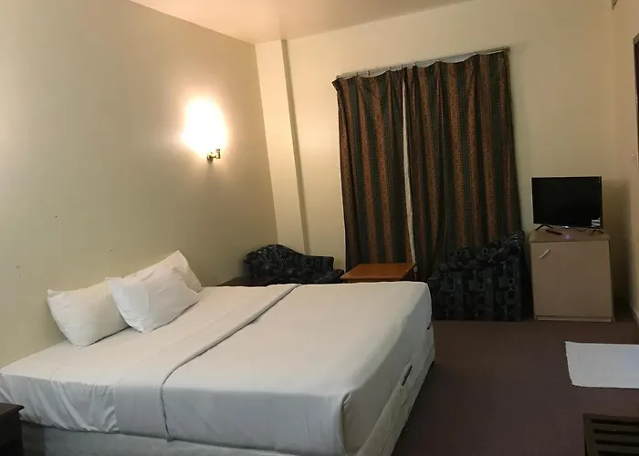 Rush Inn