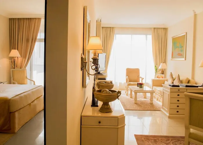 Mercure Hotel Apartments Dubai Barsha Heights