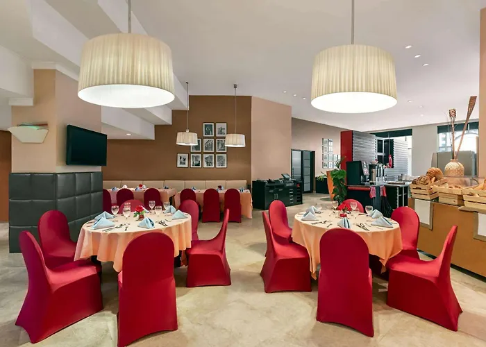 Ramada Plaza By Wyndham Dubai Deira